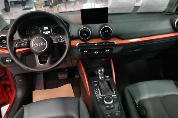Used Audi Q2L 2018 35 TFSI Fashionable & Elegant Version China VI Emission Standard

