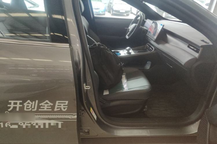 Used BYD Qin PLUS 2025 DM-i Smart Drive 55KM Beyond Model
