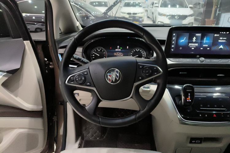 Used Buick GL8 2021 Land Cruiser Executive 652T Premium Model
