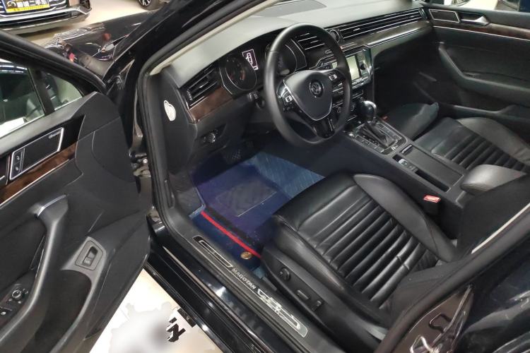 Used Volkswagen Magotan 2018 Facelift 330TSI DSG Luxury Model