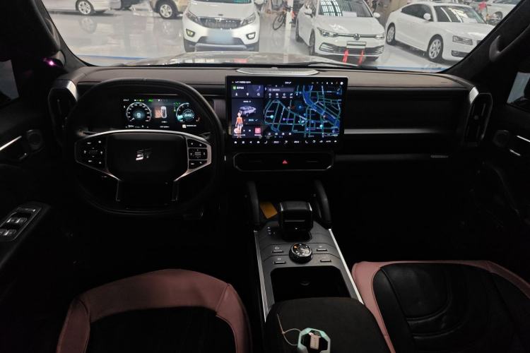 Used JETOUR Traveler 2023 2.0T All-Wheel Drive CrossPRO+
