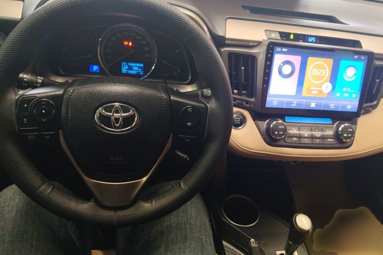 Used Toyota RAV4 2013 2.0L CVT Four-Wheel Drive New Edition
