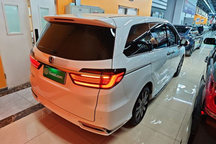 Used Honda Odyssey 2022 2.0L eHEV Sharp Smart Edition
