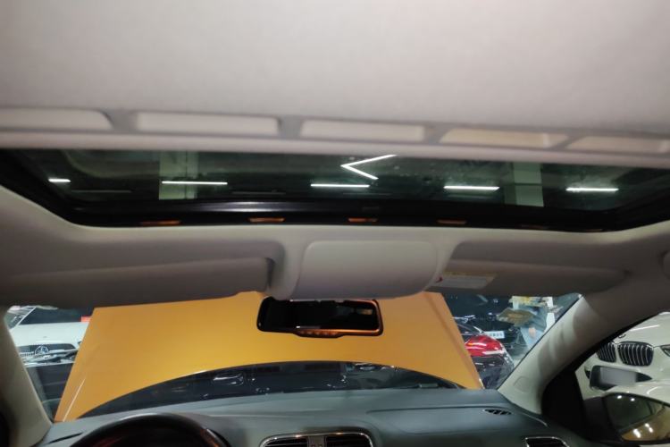 Used Volkswagen Polo 2014 1.6L Cross Polo Automatic