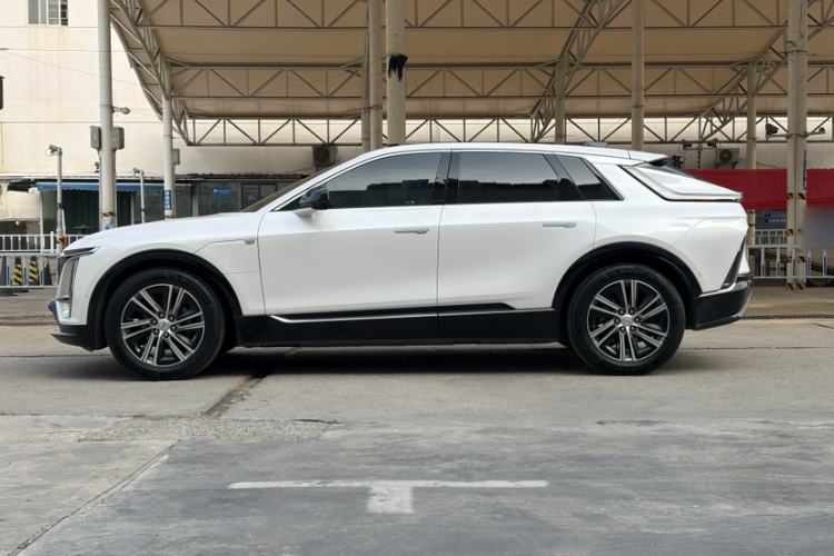 Used Cadillac LYRIQ 2022 Rear-Drive Long-Range Prestige Edition
