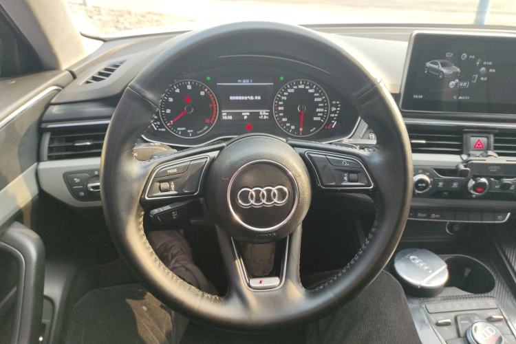 Used Audi A4L 2017 40 TFSI Ambition Edition