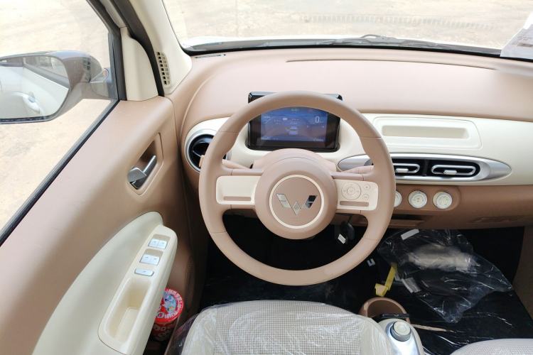 Used Wuling Hongguang MINIEV 2025 Four-Door Version Advanced Edition
