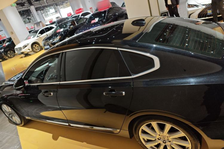 Used Volvo S90 2018 T5 Prestige Edition
