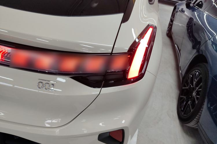 Used Zeekr 001 2025 YOU Edition 100 kWh All-Wheel Drive
