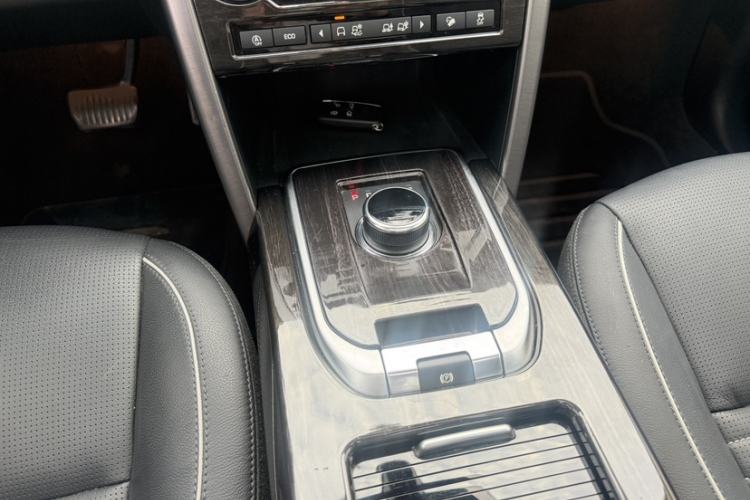 Used Land Rover Discovery Sport 2019 240 PS SE Dynamic Version China VI Standard