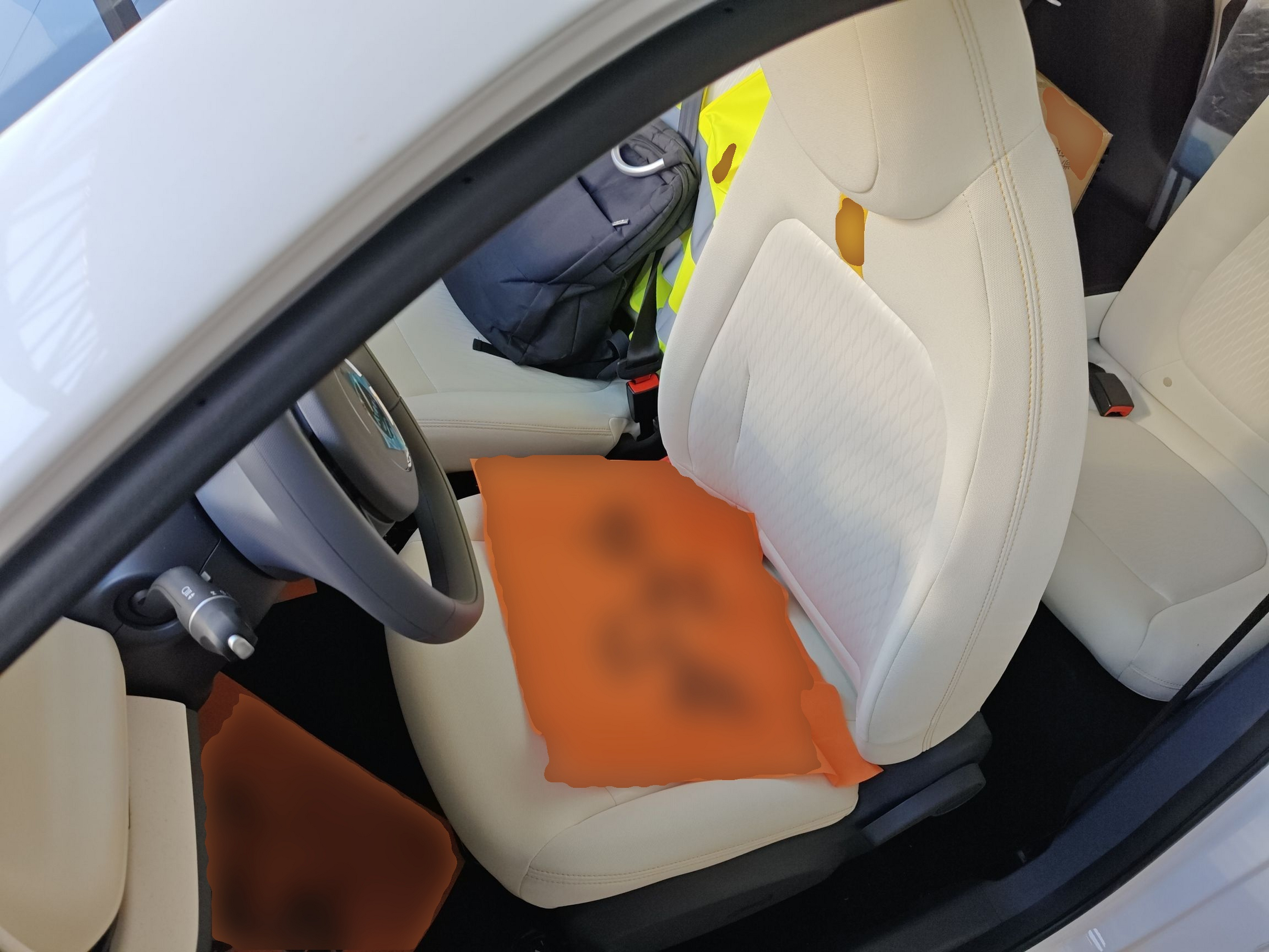 Переднее сиденье в автомобиле