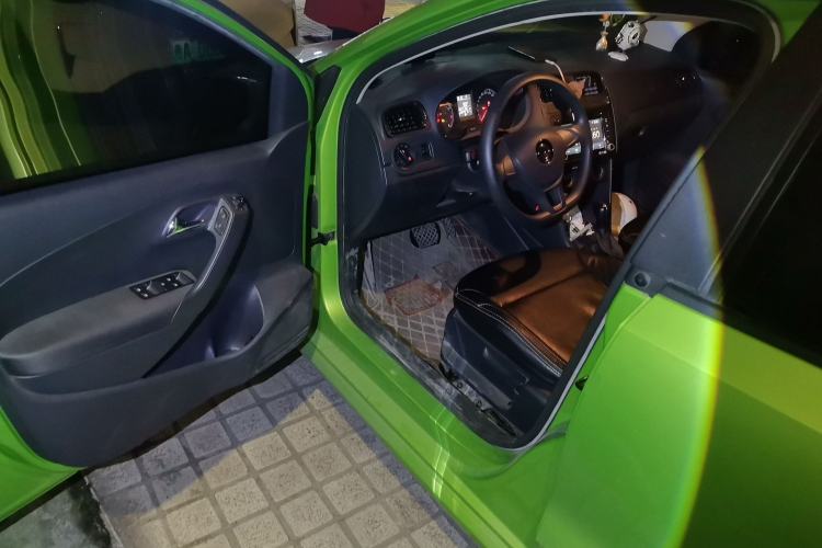 Used Volkswagen Polo 2016 1.4L Automatic Trendy Model
