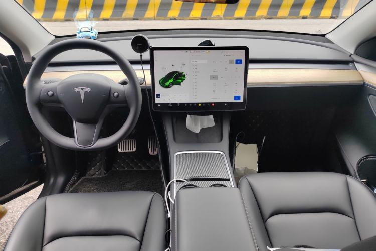 Used Tesla Model Y 2021 Standard Range Rear-Wheel Drive Version