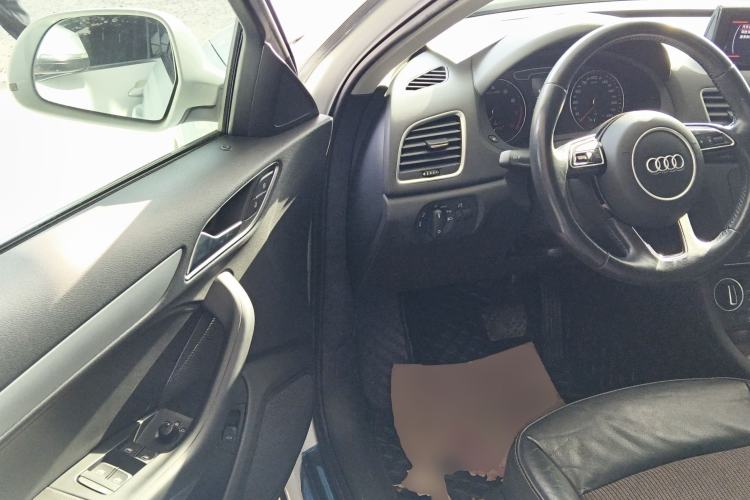 Used Audi Q3 2017 30 TFSI Fashion Model
