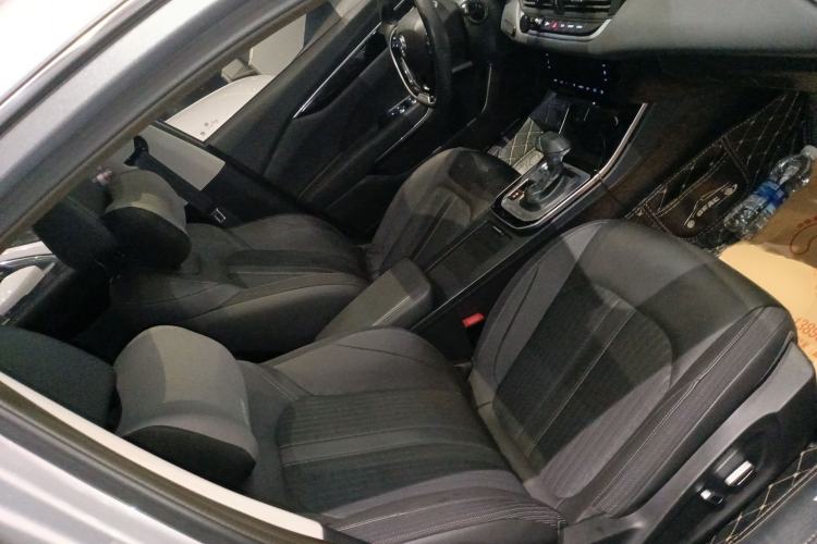 Used Dongfeng Aeolus Yixuan 2020 230T Automatic Cool Edition
