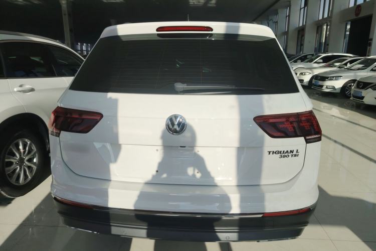 Used Volkswagen Tiguan L 2018 380TSI Automatic All-Wheel Drive Luxury Edition