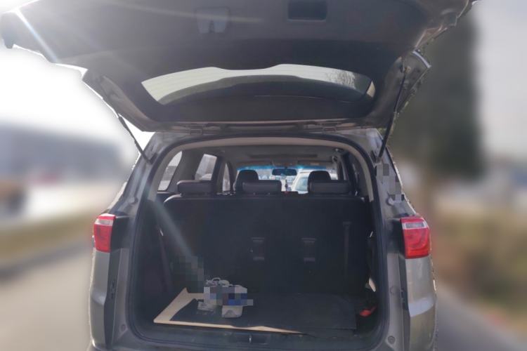 Used Wuling Hongguang S3 2018 1.5T Manual Luxury Model China V Standard
