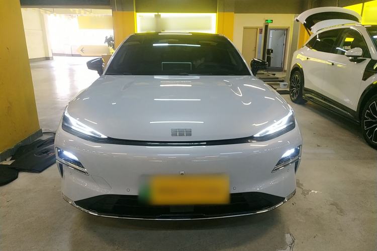 Used  Galaxy 8 2025 130km EM-i Flagship Edition