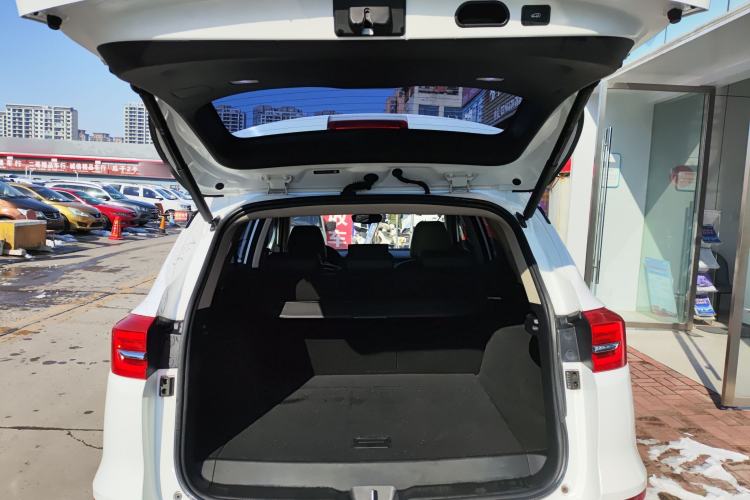 Used BYD Song New Energy 2019 Song DM 1.5TID Smart Connect Premium Model
