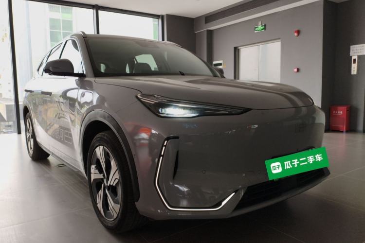 Used  E5 2024 530km Starship Edition