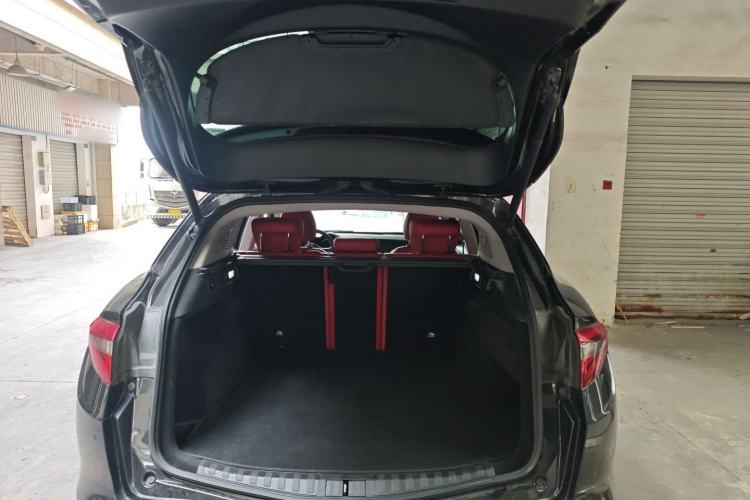 Used Alfa Romeo Stelvio 2017 2.0T 200HP Elite Edition