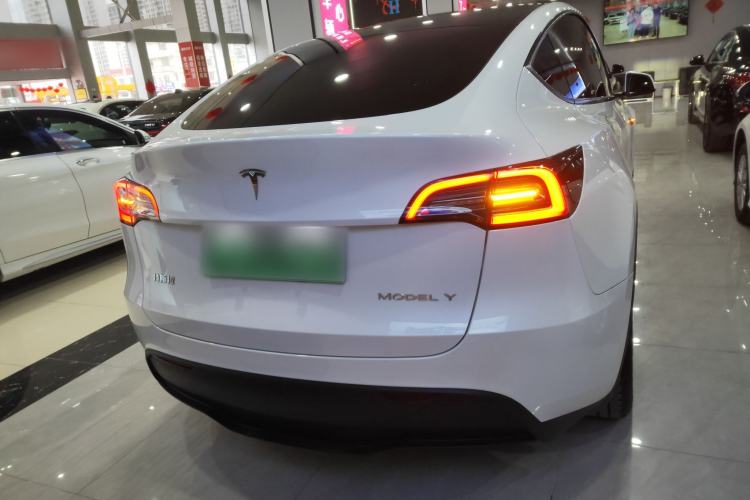 Used Tesla Model Y 2024 Rear-Wheel-Drive Version
