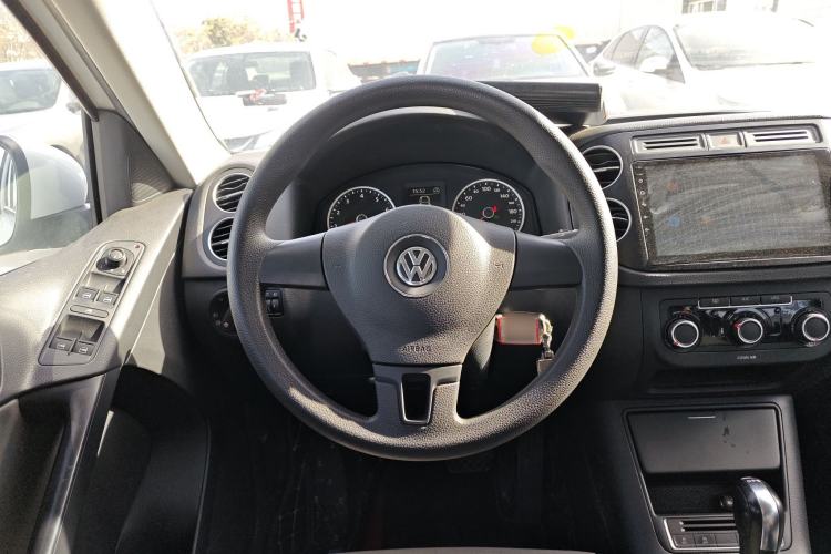 Used Volkswagen Tiguan 2016 280TSI Automatic Two-Wheel-Drive Silk Road Style Edition