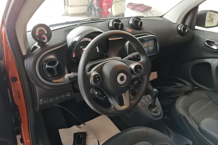 Used  fortwo 2016 0.9T 66kW Hardtop Pioneer Edition