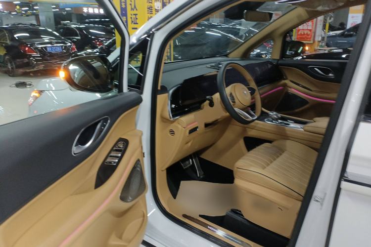 Used VOYAH Dream 2022 Low-Carbon Edition Dream+ Smart Enjoyment Package
