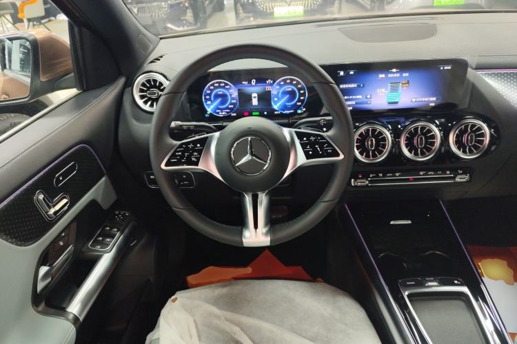 Used Mercedes-Benz EQA 2025 EQA 260
