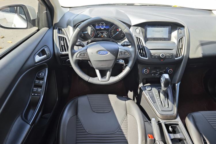 Used Ford Focus 2018 Sedan Classic EcoBoost 180 Automatic Elite Model