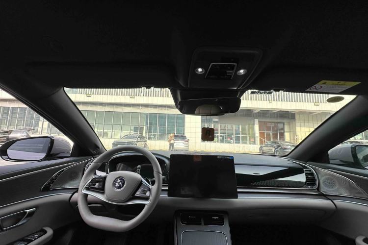 Used BYD Han 2025 EV Intelligent Driving Edition 701KM LiDAR Deluxe Model