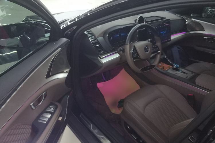 Used BYD Han 2024 EV Glory Edition 506KM Front-Wheel-Drive Premium Model
