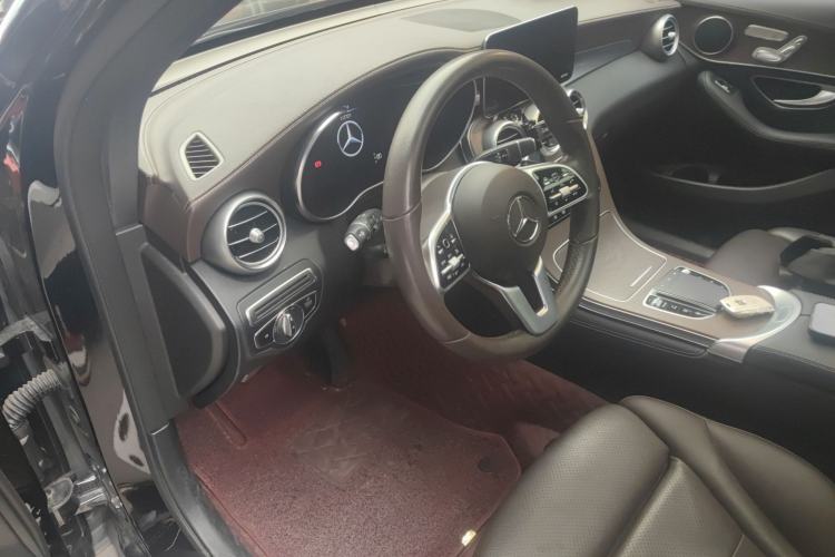 Used Mercedes-Benz GLC 2020 Facelift GLC 300 L 4MATIC Dynamic Edition
