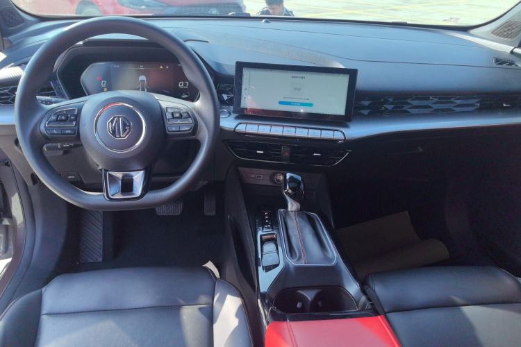 Used MG 5 2021 Revised Version 180 DVVT CVT Youth Luxury Edition
