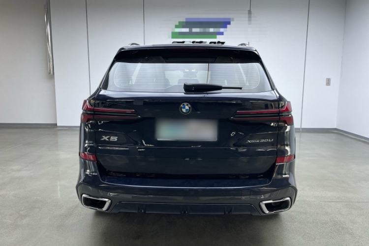 Used BMW X5 2023 xDrive 30Li Luxury M Sport Night Edition Package
