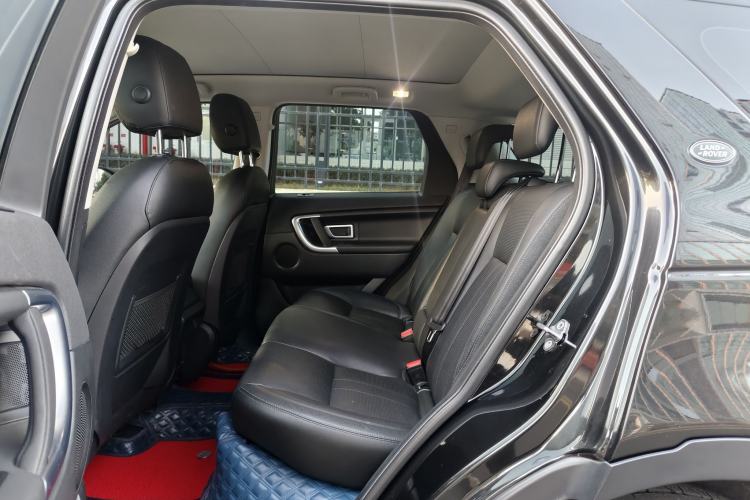 Used Land Rover Discovery Sport 2018 240 PS SE Version
