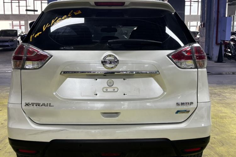 Used Nissan X-Trail 2014 2.5L CVT Leading Edition 4WD
