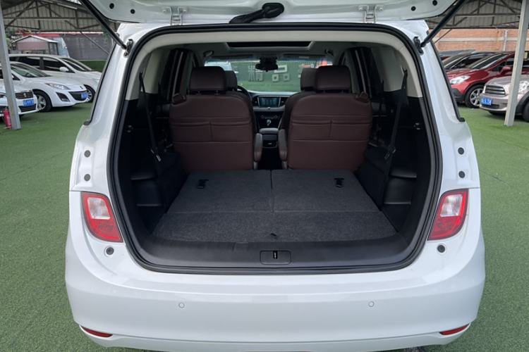 Used Buick GL6 2019 18T 6-Seater Connected Luxury Version China V Standard
