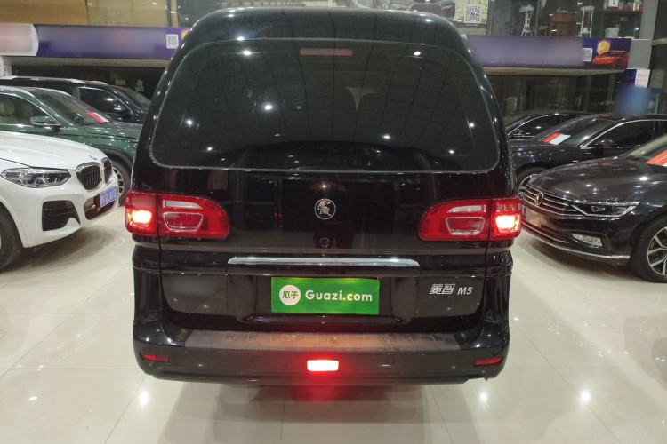 Used FORTHING Lingzhi 2023 M5L 1.6L Base Model 7 Seats
