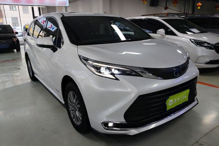 Used Toyota Sienna 2021 2.5L Hybrid Comfort Edition