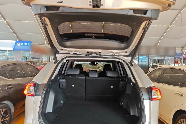 Used Toyota Wildlander 2022 2.0L CVT Two-Wheel Drive Luxury PLUS Edition
