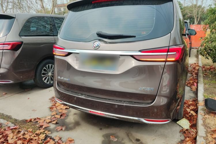 Used Buick GL8 2023 Land Executive Class Comfort Model
