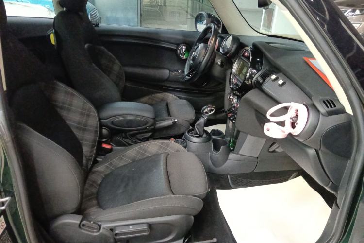 Used  MINI 2016 1.5T COOPER
