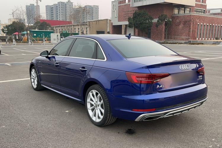 Used Audi A4L 2019 40 TFSI Fashion Edition China VI Emission Standard
