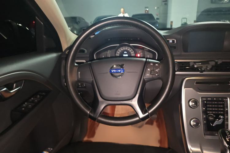 Used Volvo S80L 2014 2.0T T5 Intelligent Luxury Edition