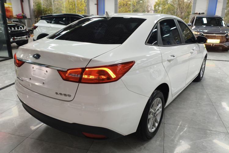 Used Ford Escort 2019 Revised 1.5L Automatic ZhiXiang Version (Tire Pressure Monitoring) China VI Standard