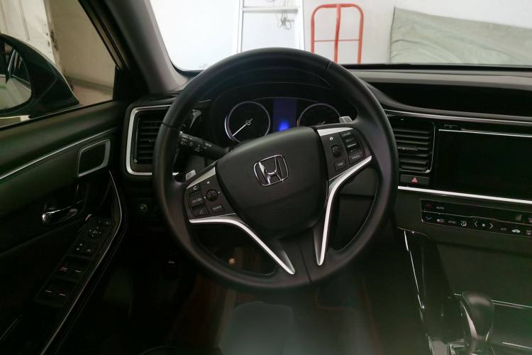 Used Honda Spirior 2017 2.0L Classic Edition
