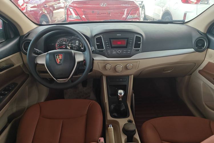 Used Roewe 350 2015 1.5L Manual Luxury Sunroof Edition
