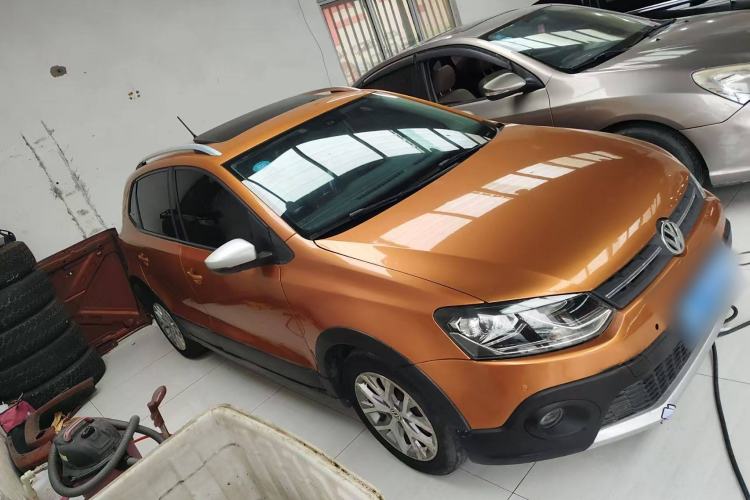 Used Volkswagen Polo 2014 1.6L Cross Polo Automatic
